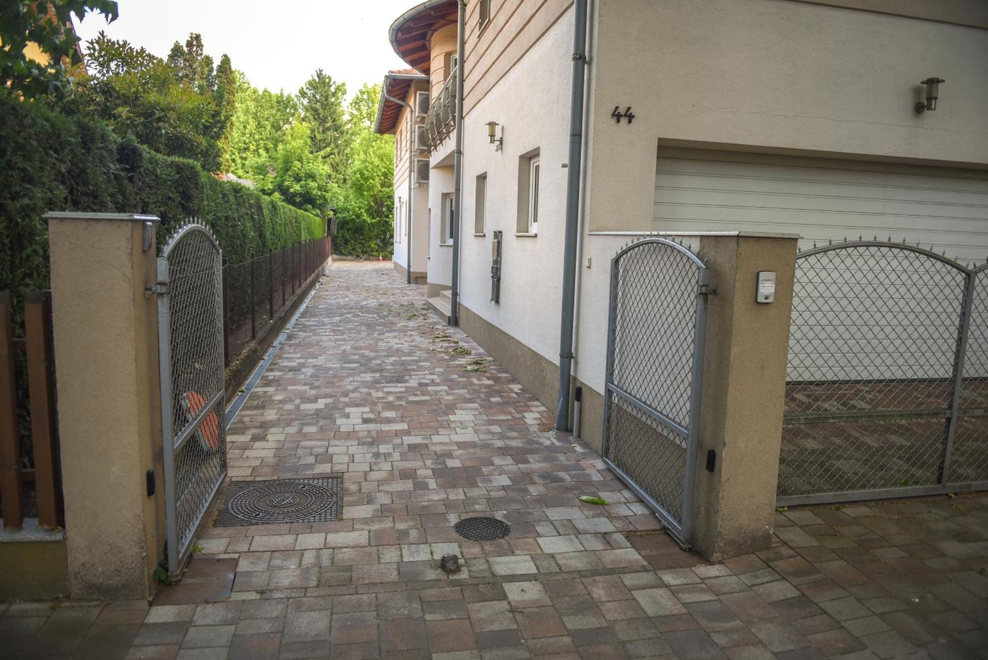 Amore Apartmanhaz Шіофок Екстер'єр фото