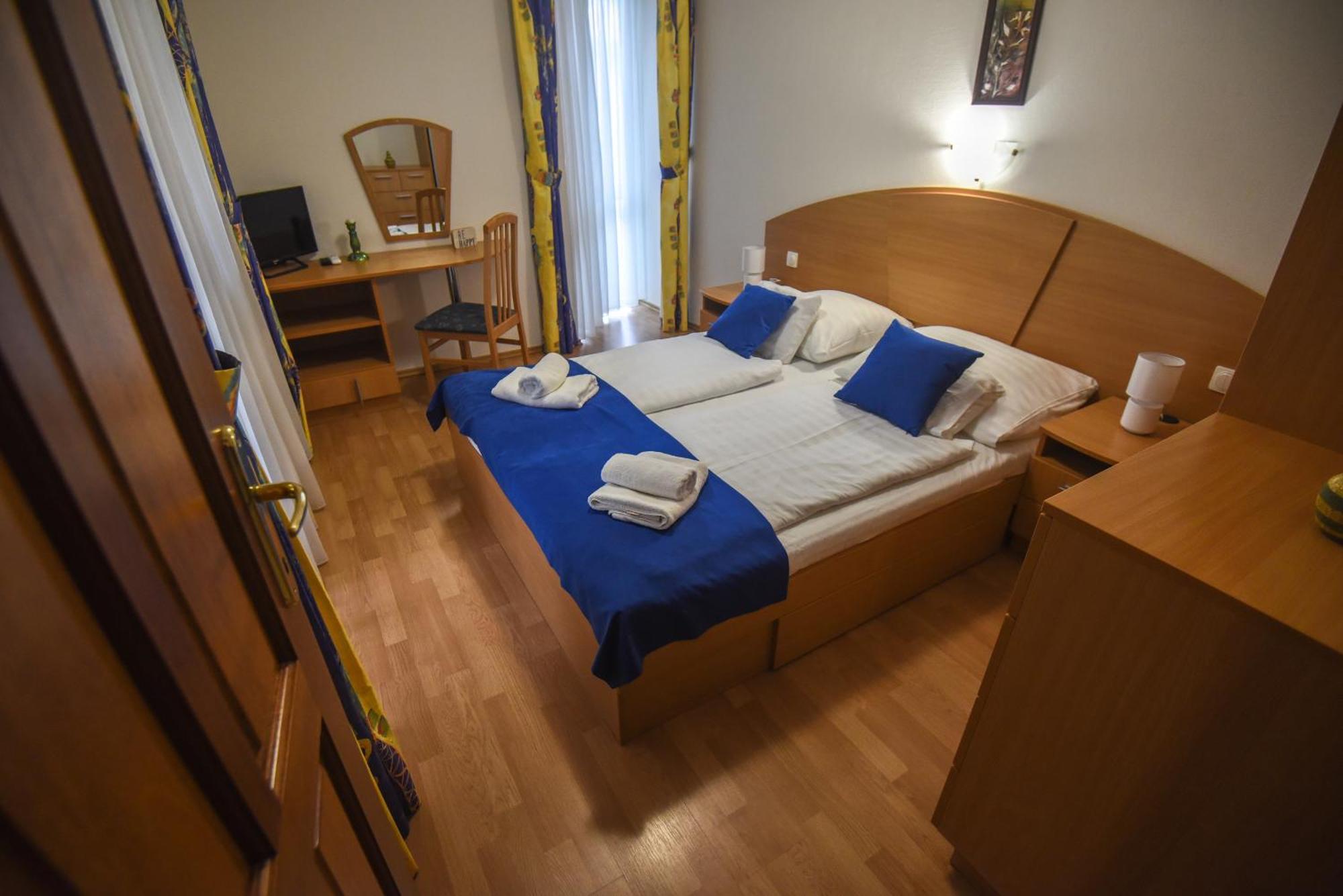 Amore Apartmanhaz Шіофок Екстер'єр фото