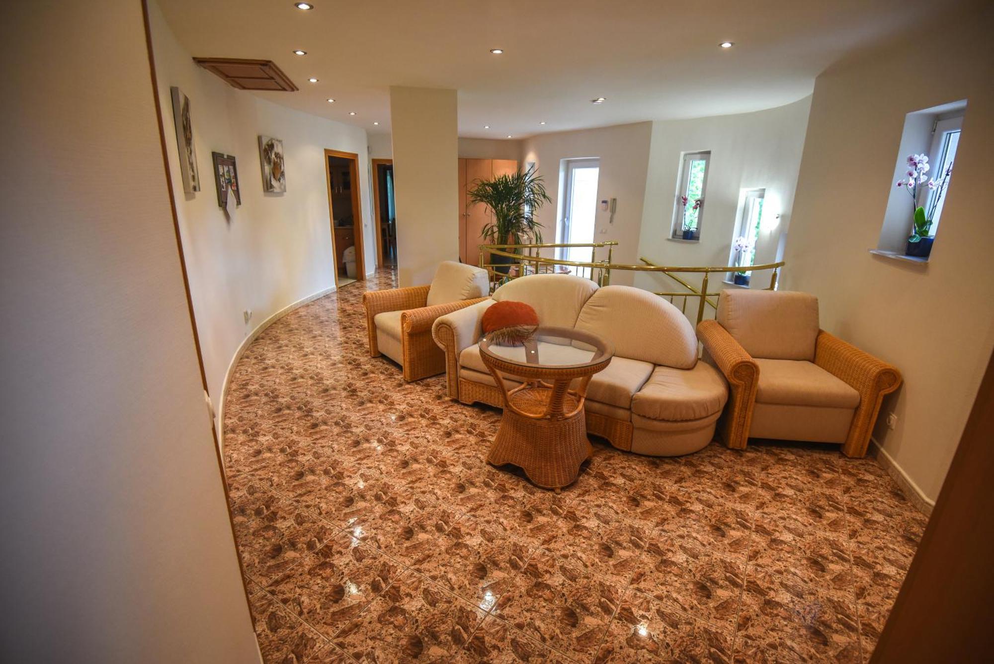 Amore Apartmanhaz Шіофок Екстер'єр фото