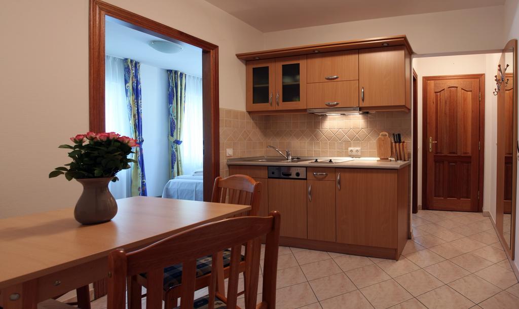 Amore Apartmanhaz Шіофок Екстер'єр фото